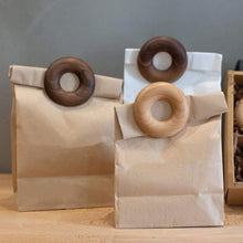 Load image into Gallery viewer, Wooden Sealing Clip Doughnut