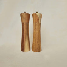 Load image into Gallery viewer, Acacia Salt and Pepper Mill Set
